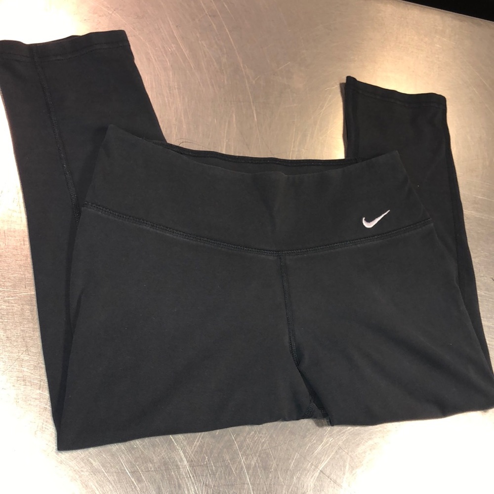 Nike size Small Capri Leggings